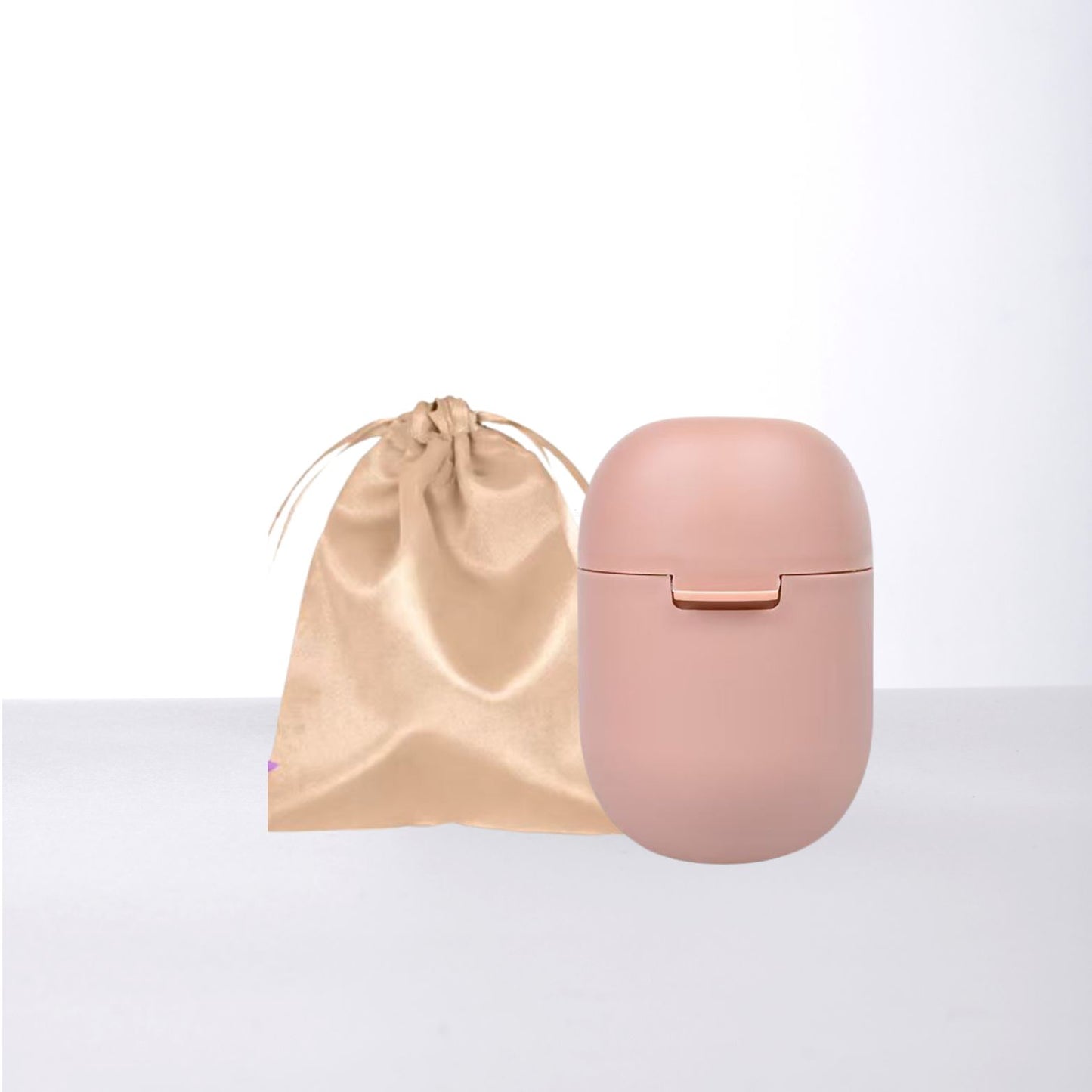 Lovio's sterilise cup and silk pouch set